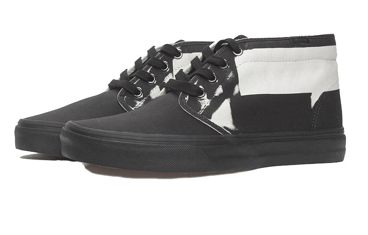 Vans Chukka Shoes Black/White VN000EGTV8P