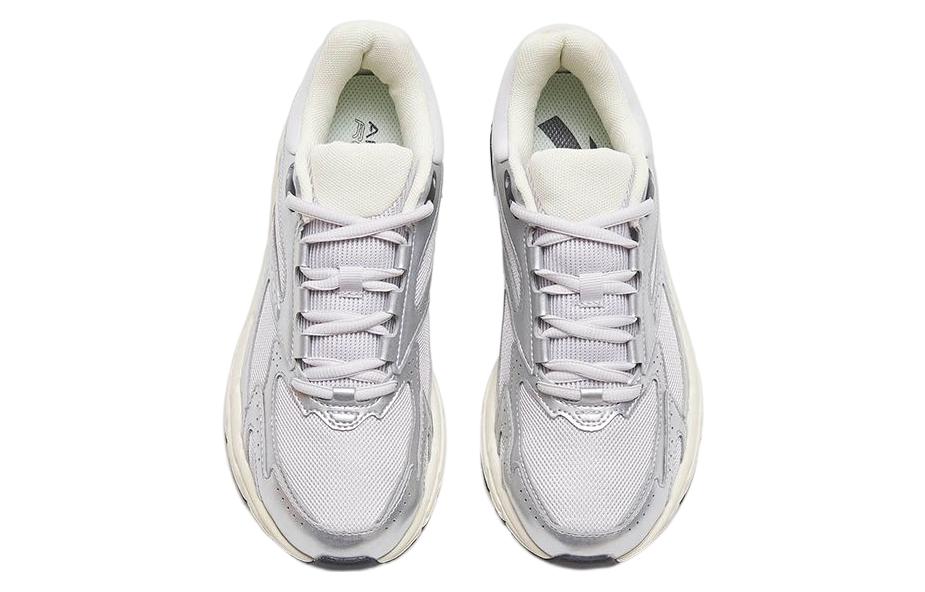 (WMNS) ANTA Running Series Sneakers 'Grey Silver White' 122245595-5