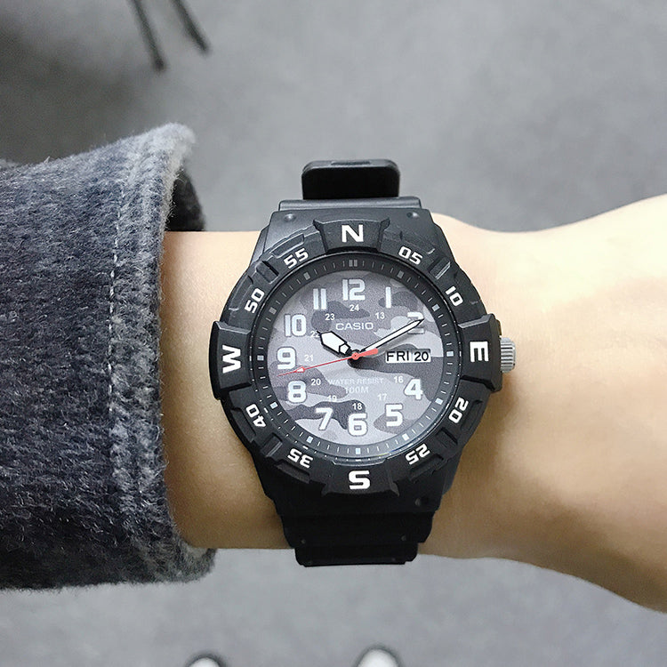 CASIO Waterproof Quartz Sports Mens Black Analog MRW-220HCM-1B