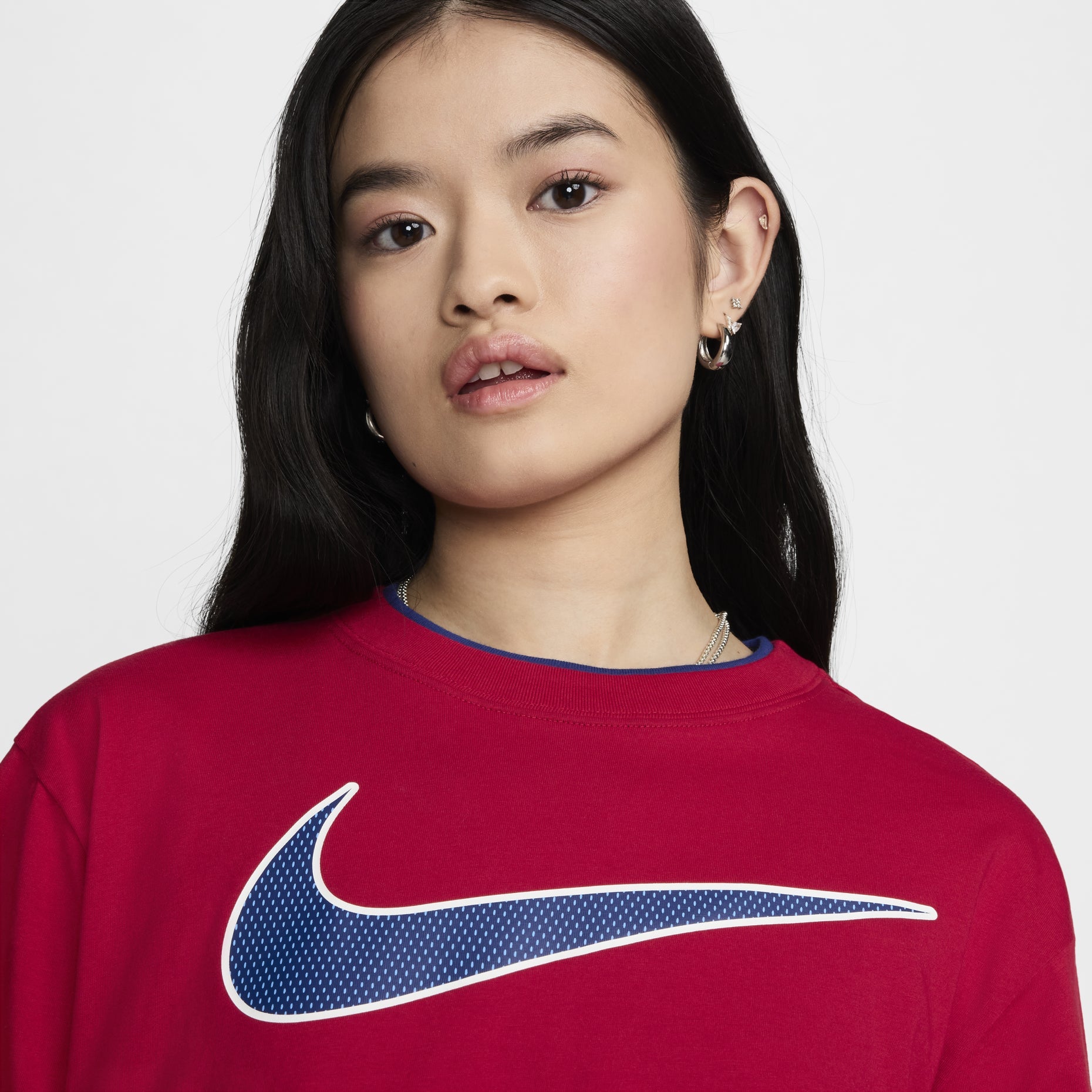 (WMNS) Nike Sportswear Logo T-shirt Asia Sizing 'Gym Red' HF6291-687