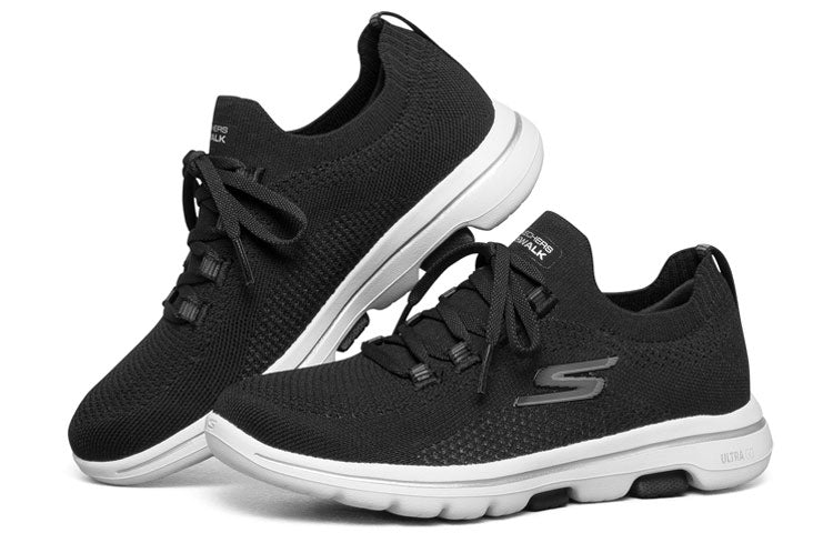 (WMNS) Skechers Go Walk 5 Black/White 124010-BKW