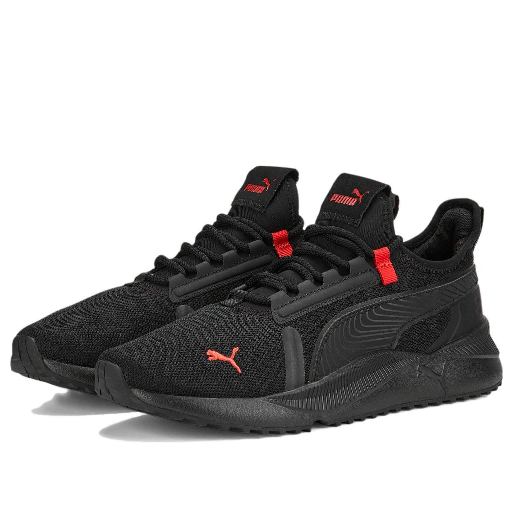 (WMNS) PUMA Pacer Future Street Plus 'Black Red' 384634-19
