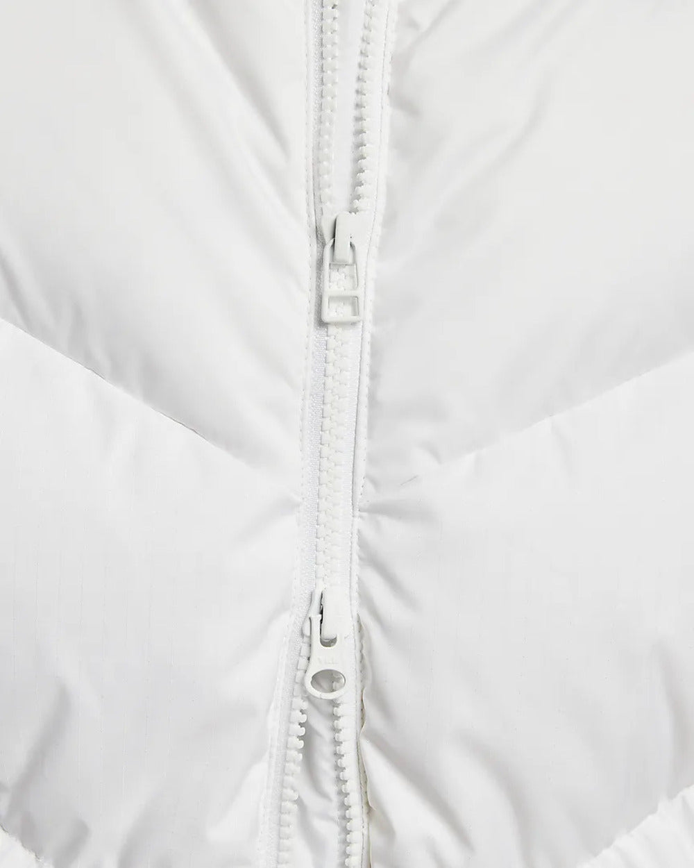 (WMNS) Nike Sportswear Storm-FIT Windpuffer 'White'' HF7897-100