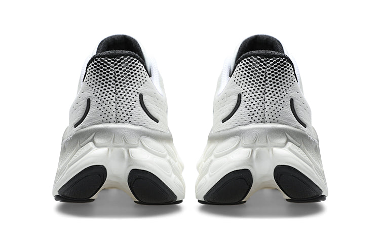 New Balance NB Fresh Foam Kaiha V1 MMORCW4