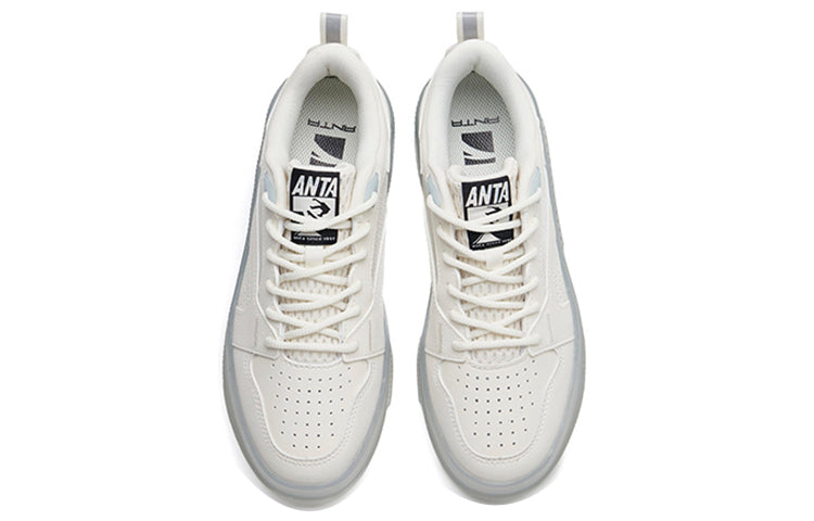 (WMNS) ANTA x Care Bears Skateboarding Series Sneakers 'Love-A-Lot White Blue' 122228040-1