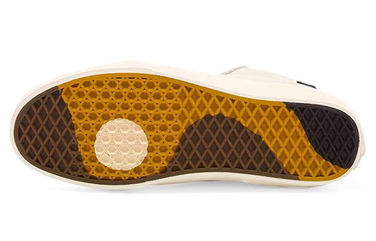 Taka Hayashi x Vans Unisex Vault Style 98 Sneakers White VN0A4U1IXUO