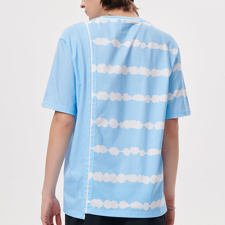 Men's FILA FUSION Tie Dye Printing Irregular Splicing Loose Knit Short Sleeve Blue White T-Shirt T11M131105F-LB