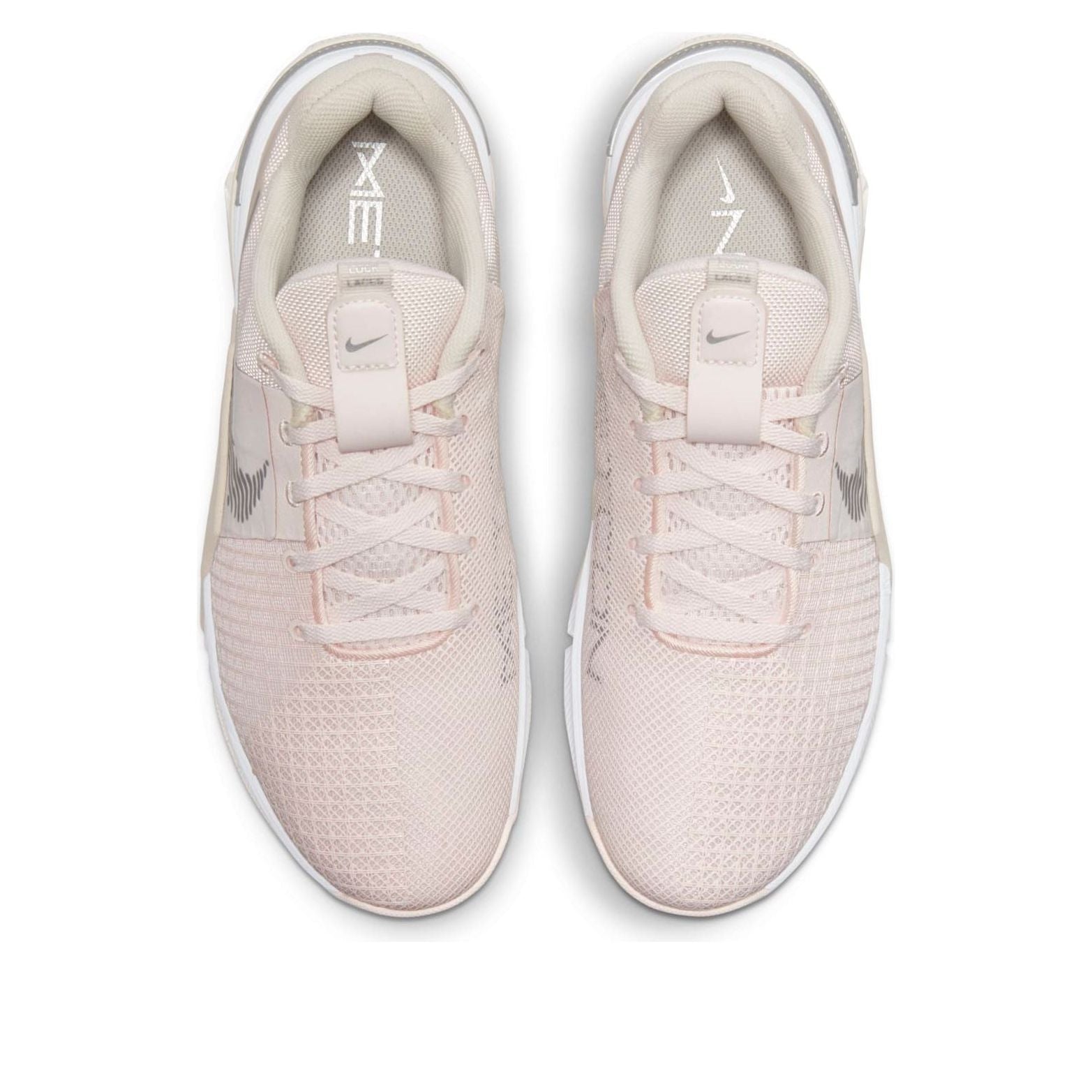 (WMNS) Nike Metcon 8 'Light Soft Pink Metallic Silver' DZ4702-600
