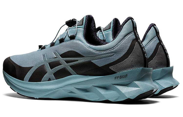ASICS Novablast 'Light Steel' 1201A133-400