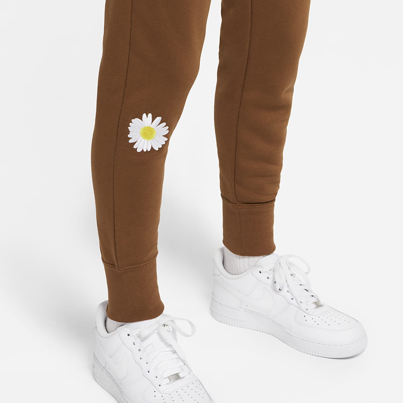 Men's Nike Knit Embroidered Sports Pants/Trousers/Joggers Brown DM5013-204