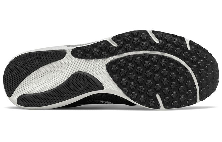 New Balance Hanzo Black/White MHANZTK4