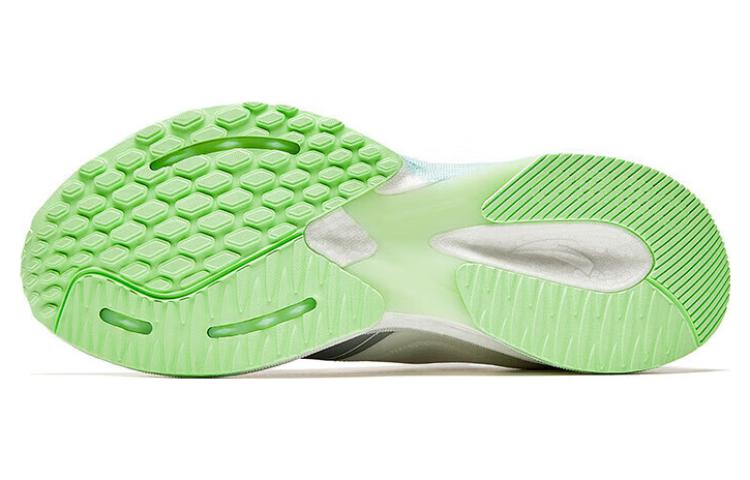 (WMNS) ANTA Running Shoes 'White Silver Green' 922345585-1