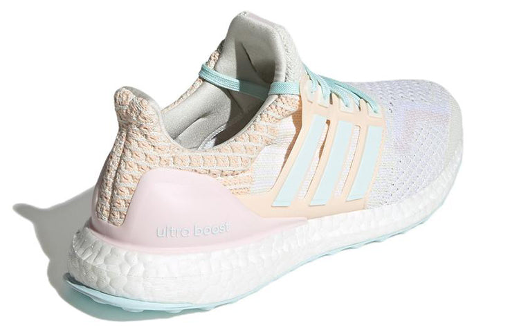 (WMNS) adidas Ultraboost 5.0 DNA 'Off White Almost Blue' HQ1851