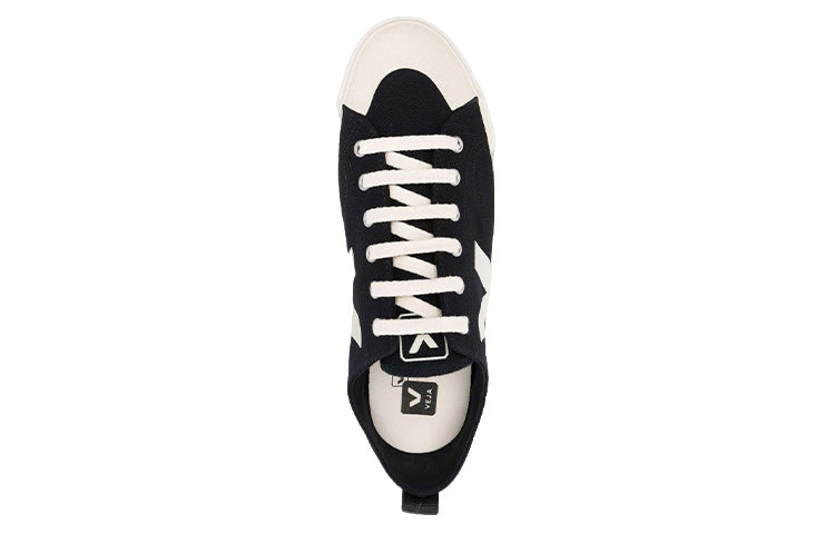 VEJA Nova Canvas 'Black Pierre' NA011397