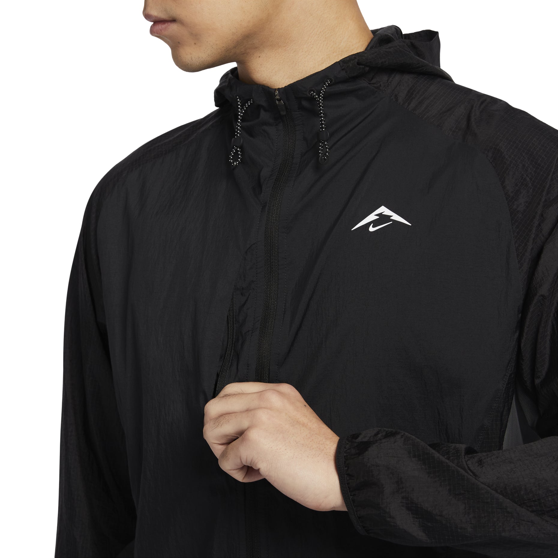 Nike Trail Aireez Running Jacket (Asia Sizing) 'Black' FN4003-010