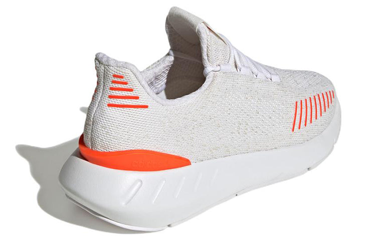 (WMNS) adidas Originals Swift Run 22 'White Orange' GW6878