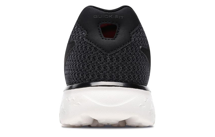 (WMNS) Skechers Go Run 400 Low-Top Black/White 15293-BKW