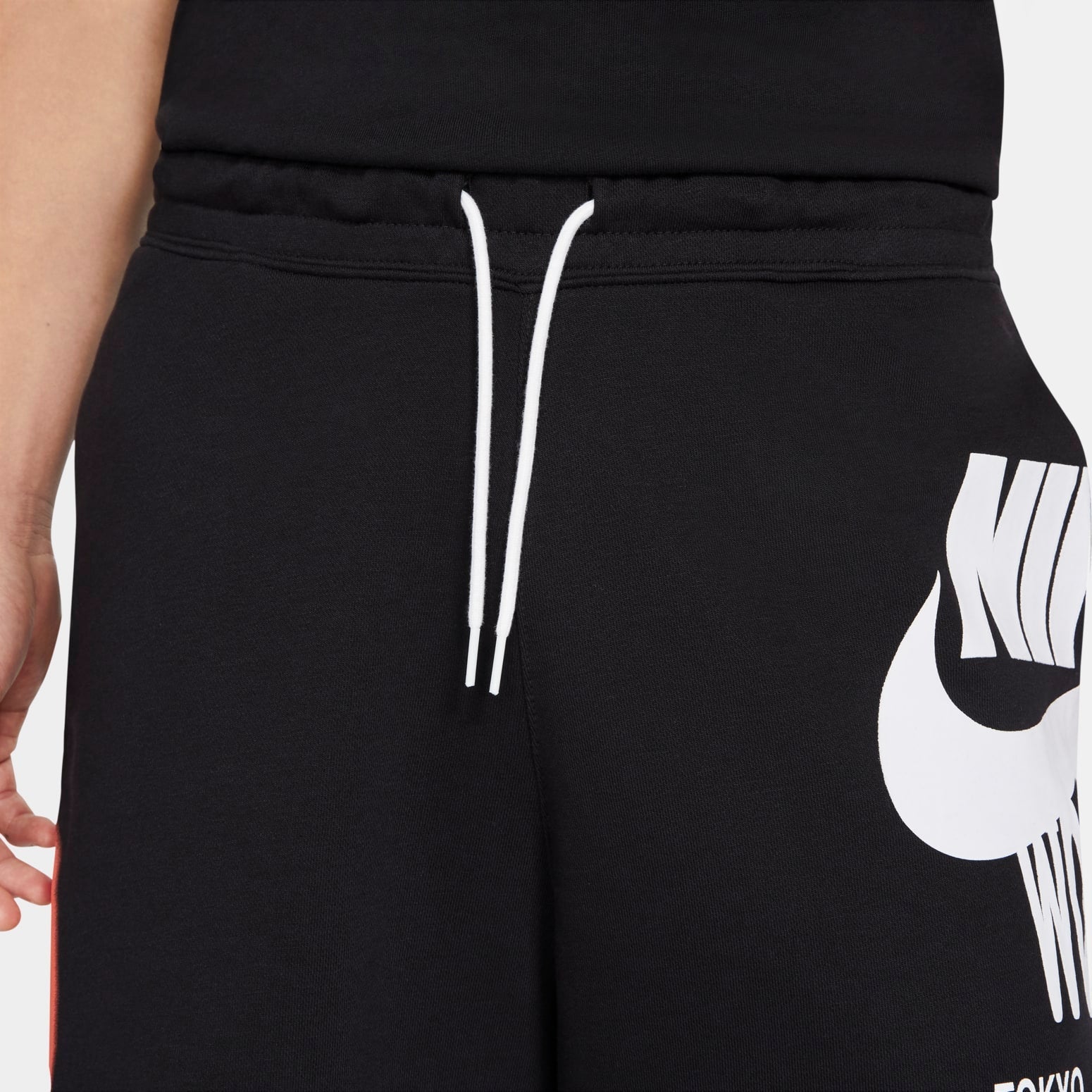 Nike Sportswear World Tour Shorts 'Black' DA0645-010