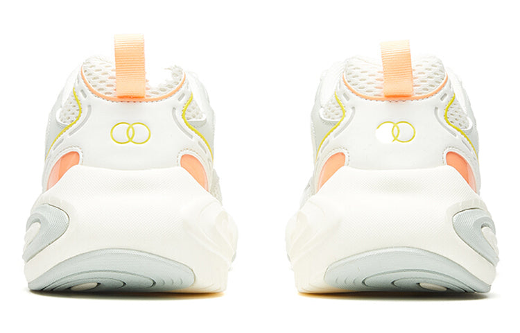 (WMNS) ANTA Run Collection 'White Grey Orange' 122025590-2