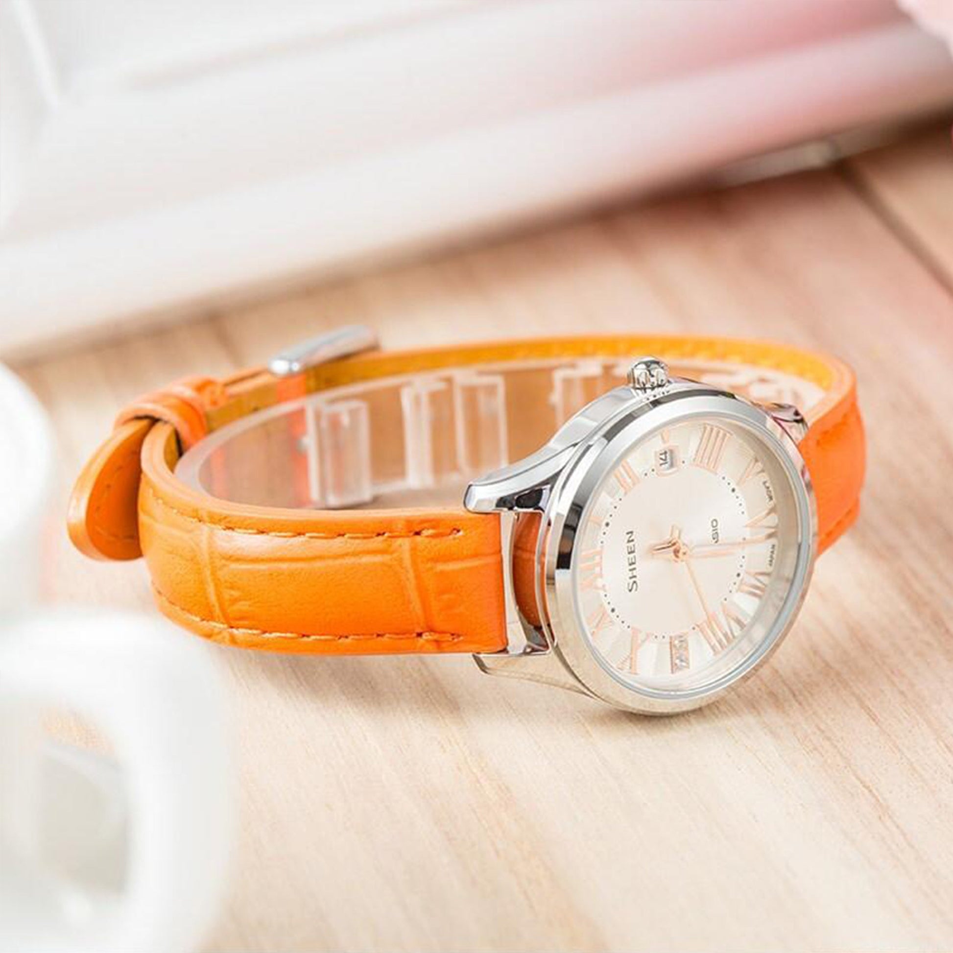 CASIO Female SHEEN Japan / South Korea Fashion Silver Analog SHE-4050L-7A