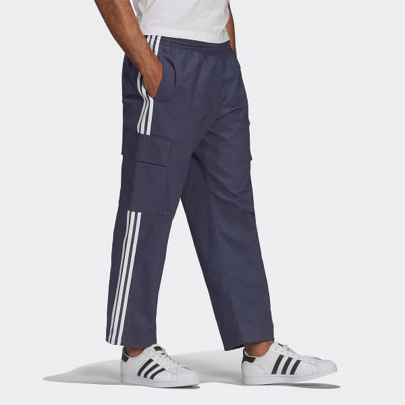 adidas originals Logo HB9473