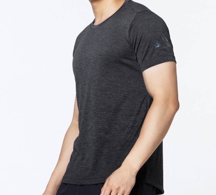 adidas FreeLift gradi Gradient Training Sports Short Sleeve Black Gray DZ8497