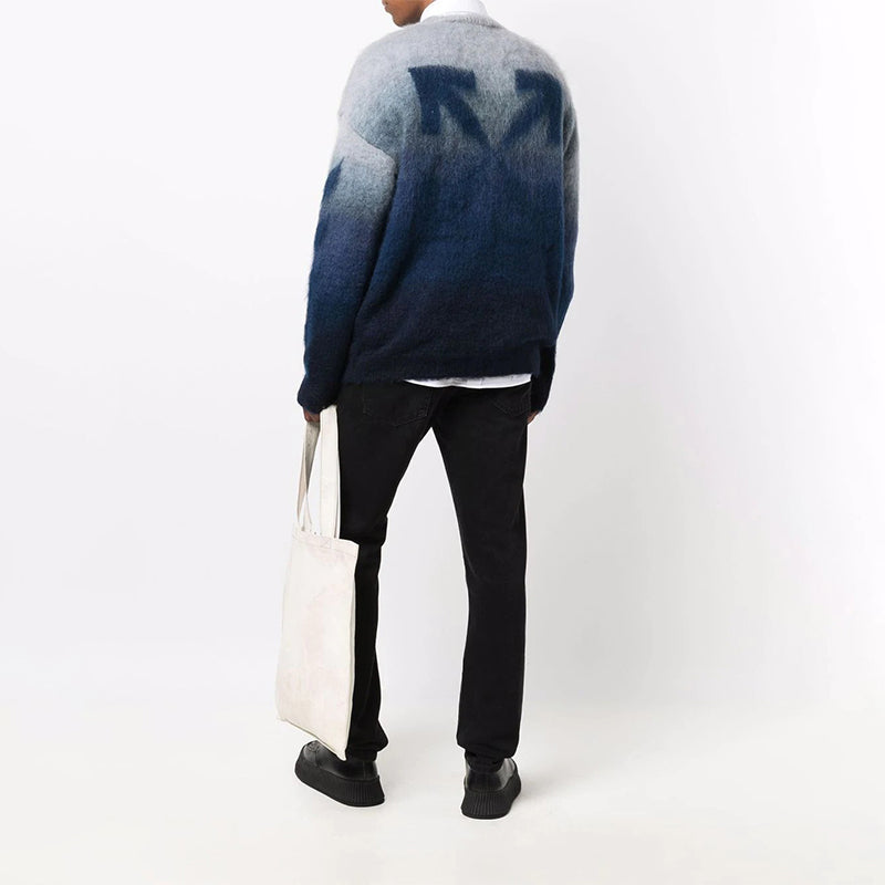 Men's Off-White Gradient Effect Round Neck Long Sleeves Wool Sweater Loose Fit Blue OMHE098F21KNI0014545