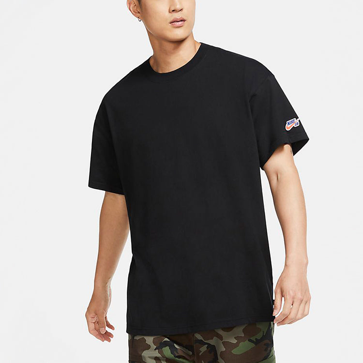 Nike SB Skateboard Casual Sports Skateboard Round Neck Short Sleeve Black CW6946-010