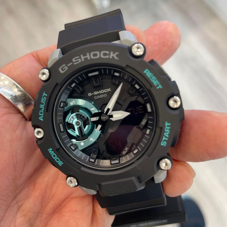 CASIO G-Shock Analog-Digital 'Black' GA-2200M-1A-PERSON