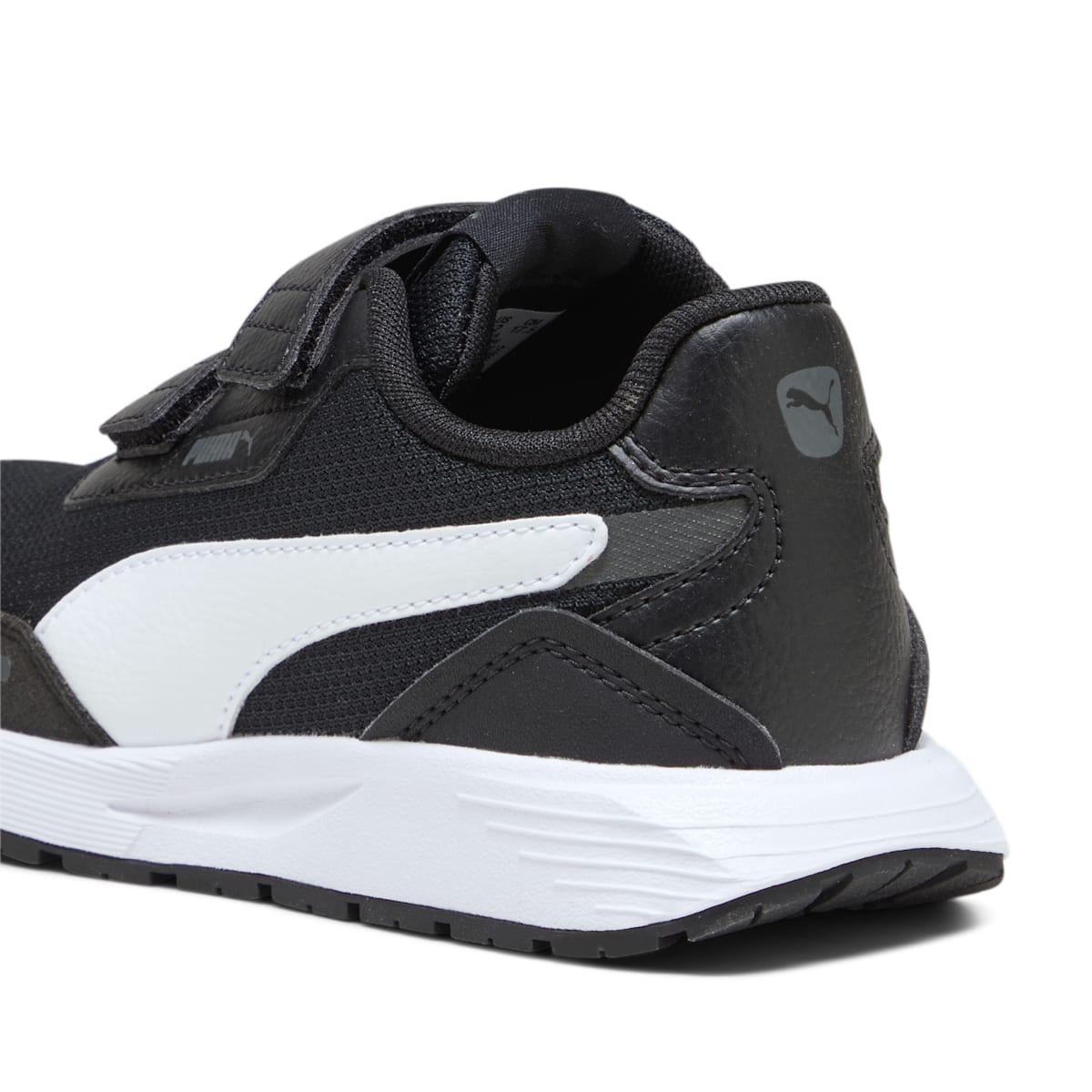 (PS) PUMA Runtamed V 'Black White' 393935-01
