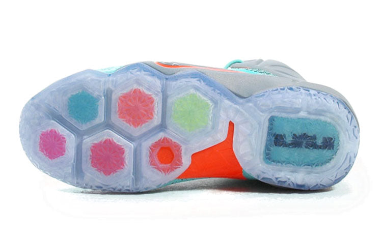 (GS) Nike LeBron 12 'NSRL' 685181-302