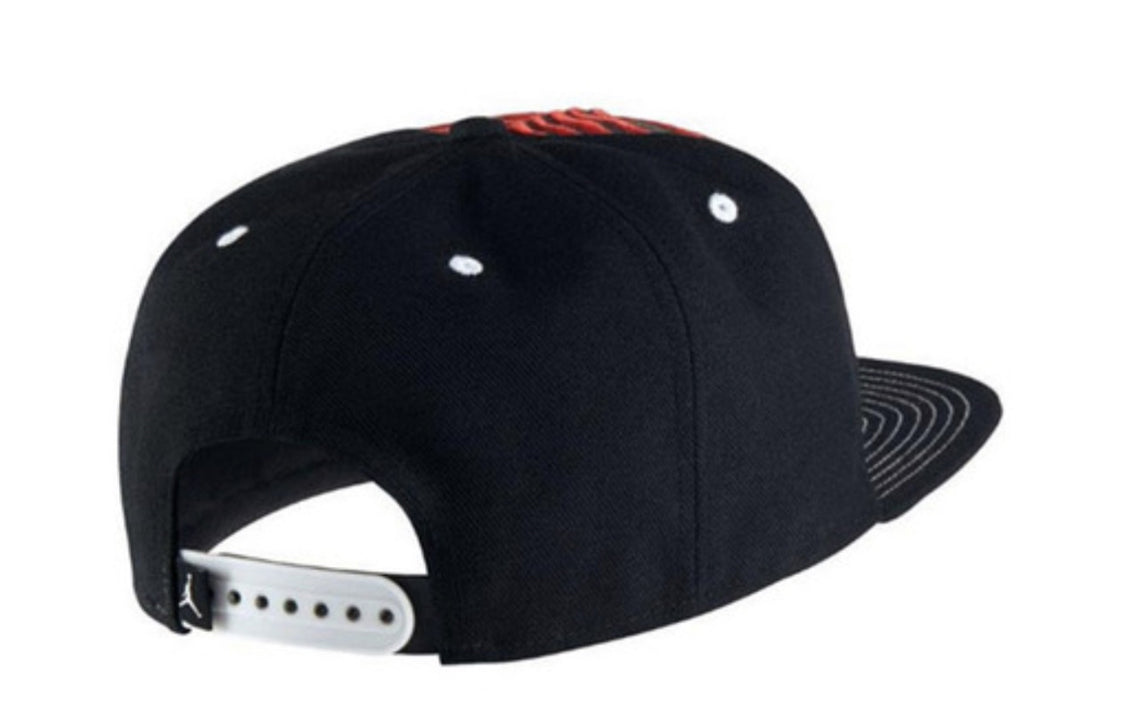 Air Jordan X Sneaker+Cap 'Black Red' 642098-011