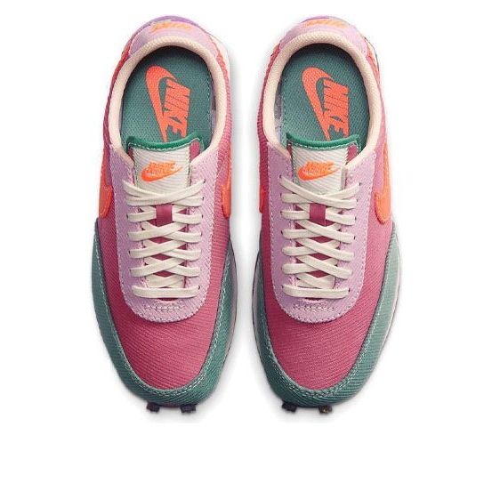 (WMNS) Nike Daybreak 'Corduroy - Desert Berry' DA1471-683