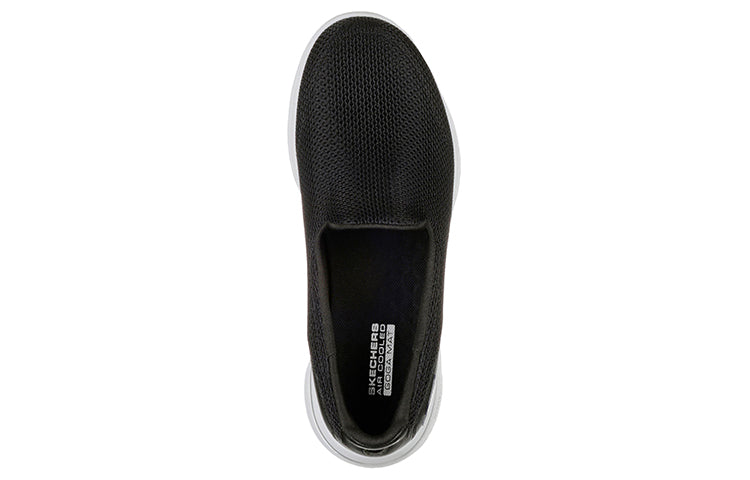 (WMNS) Skechers Go Walk 5 'Black White' 15901-BKW