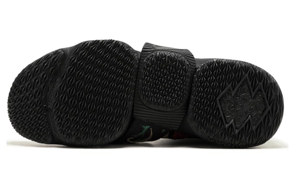 Nike Kith x LeBron Lifestyle 15 'King's Crown' AO1068-001