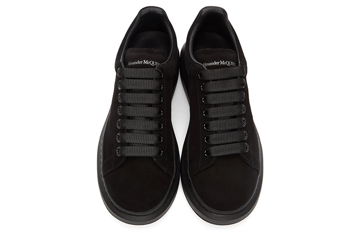 Alexander McQueen Oversized Sneaker 'Triple Black' 553761WHV671000