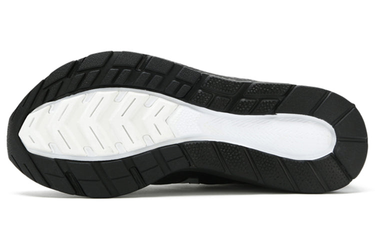 (WMNS) New Balance FuelCore Urge v2 'Black White' WURGELB2