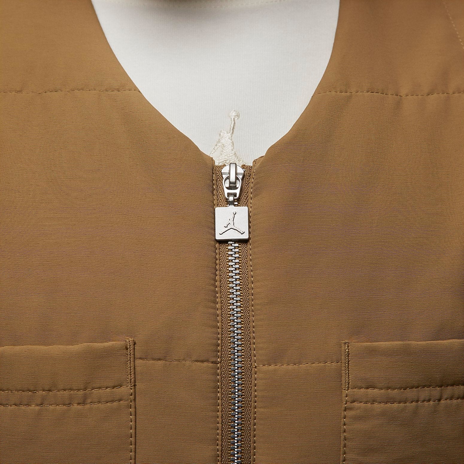 (WMNS) Air Jordan Vest 'Brown' FB5193-395