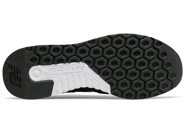 New Balance 247 Decon Shoes Black MRL247D5