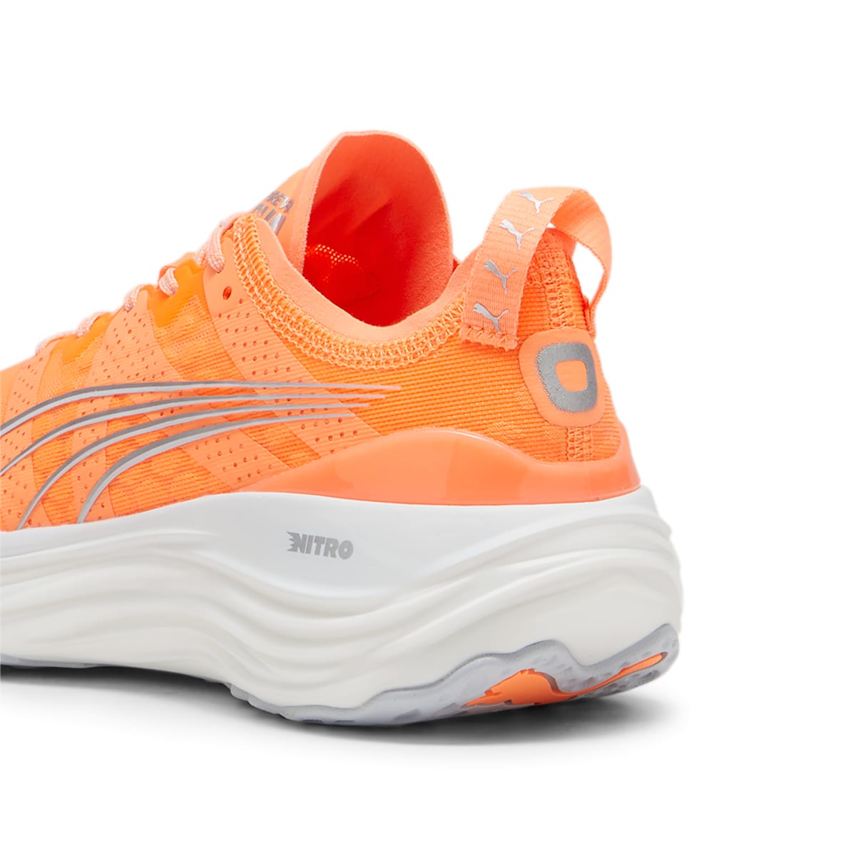 (WMNS) PUMA ForeverRun Nitro 'Neon Citrus Silver Mist' 377758-17