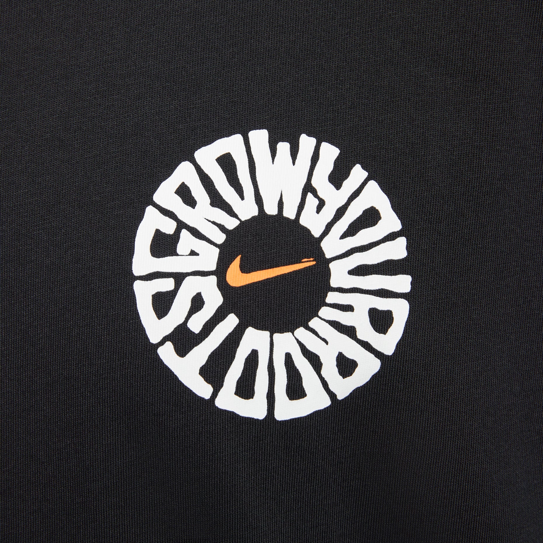 Nike Essential Long-Sleeve T-Shirt 'Grow Your Roots - Black' IH4134-010