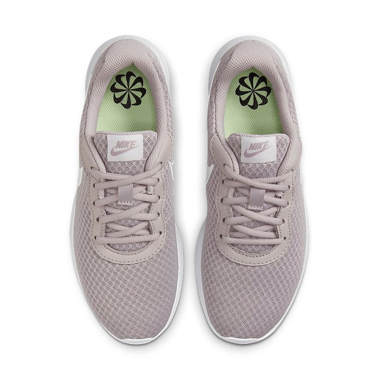 (WMNS) Nike Tanjun Shoes 'Amethyst Ash' DJ6257-500