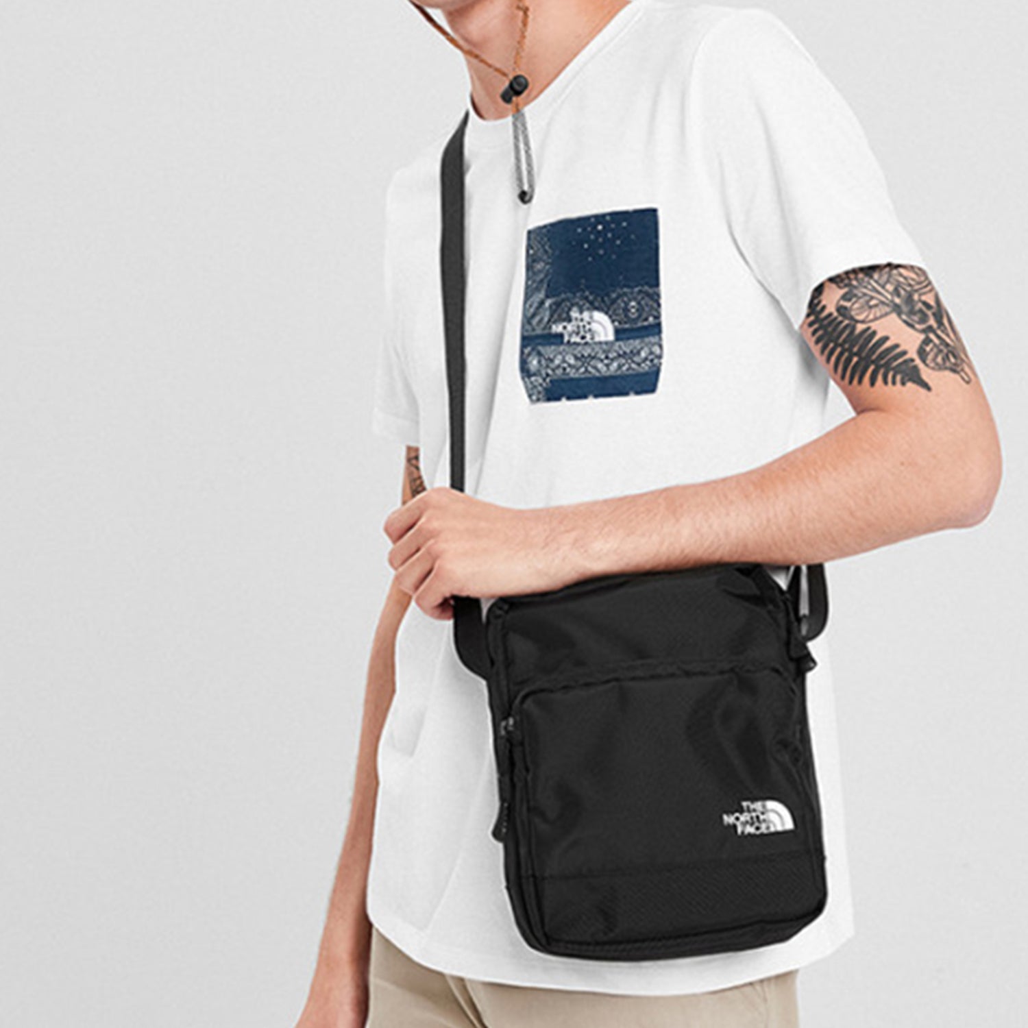 THE NORTH FACE Unisex SS20 Quick Dry Round-neck White 498U-FN4