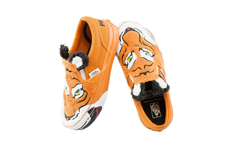 (TD) Vans x Discovery Channel Classic Slip-On 'Project Cat' VN0A5KRR9FA