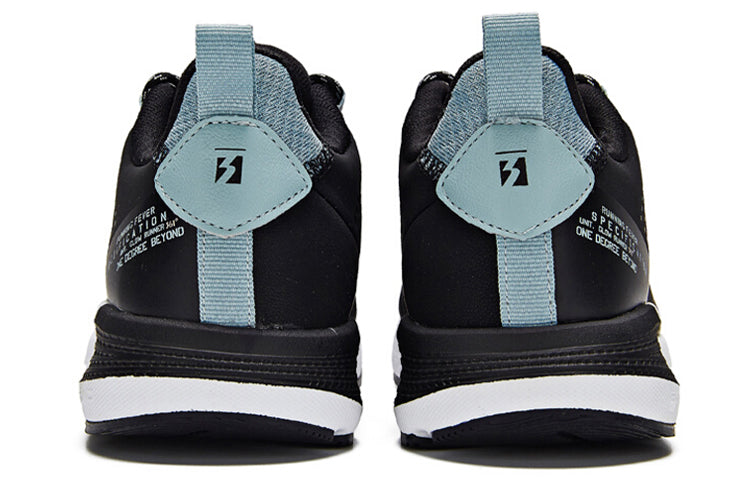 (WMNS) 361 Degrees x QU!K Light Breathable Running Shoes 'Black' 581932267F-4