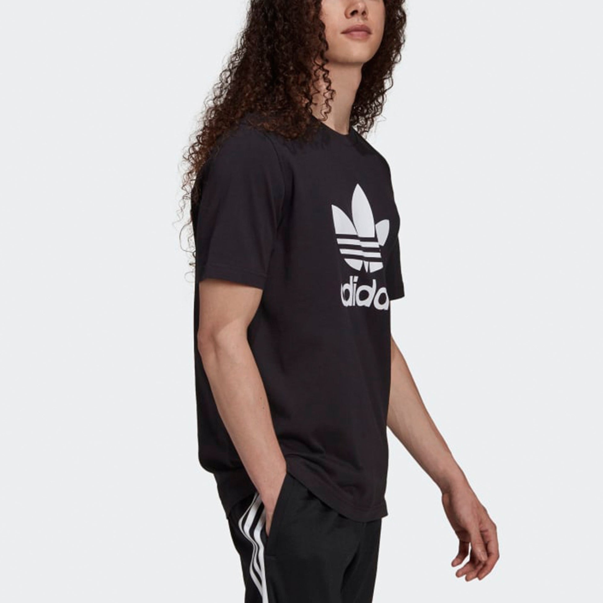 adidas originals Adicolor Classics Large Logo Printing Sports Round Neck Short Sleeve Black H06642
