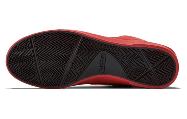 Nike LeBron 12 Sportswear Lifestyle QS 'Challenge Red Challenge Red' 716417-600