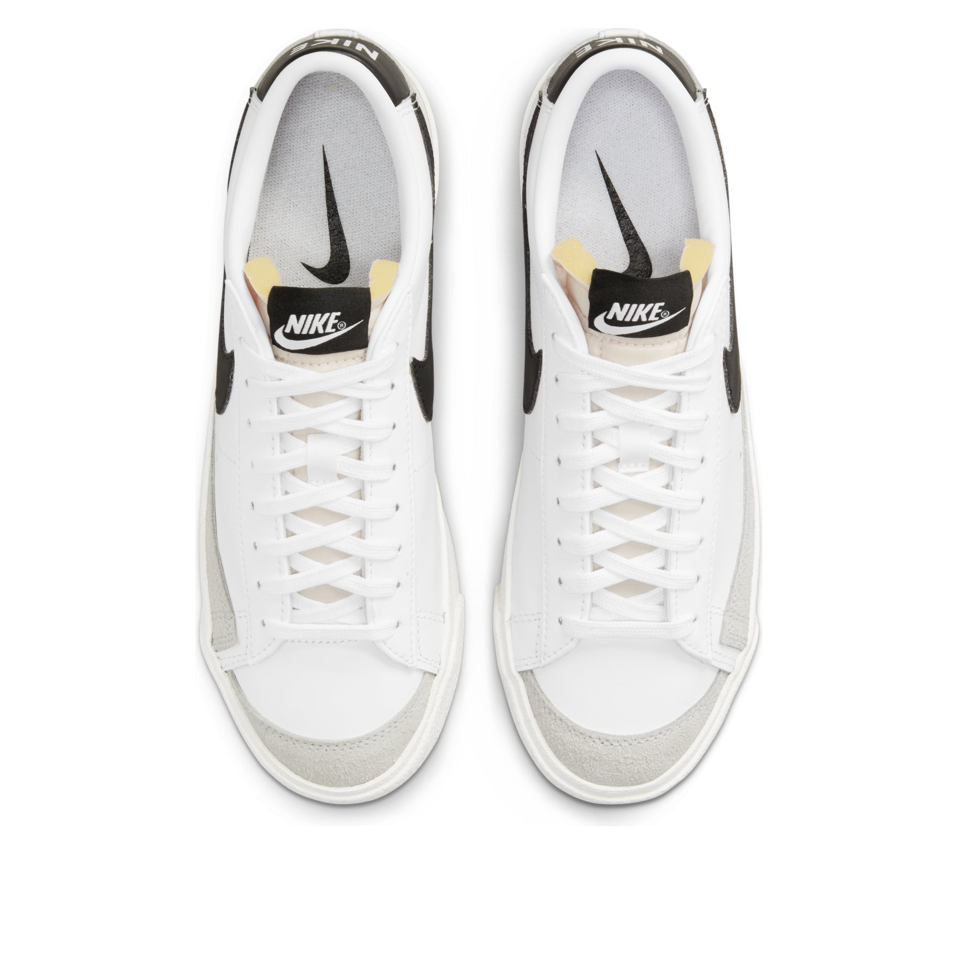 (WMNS) Nike Blazer Low '77 'White Black' DC4769-102