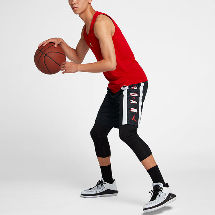 Air Jordan Rise Contrasting Colors Alphabet Printing Sports Shorts Black 924567-011