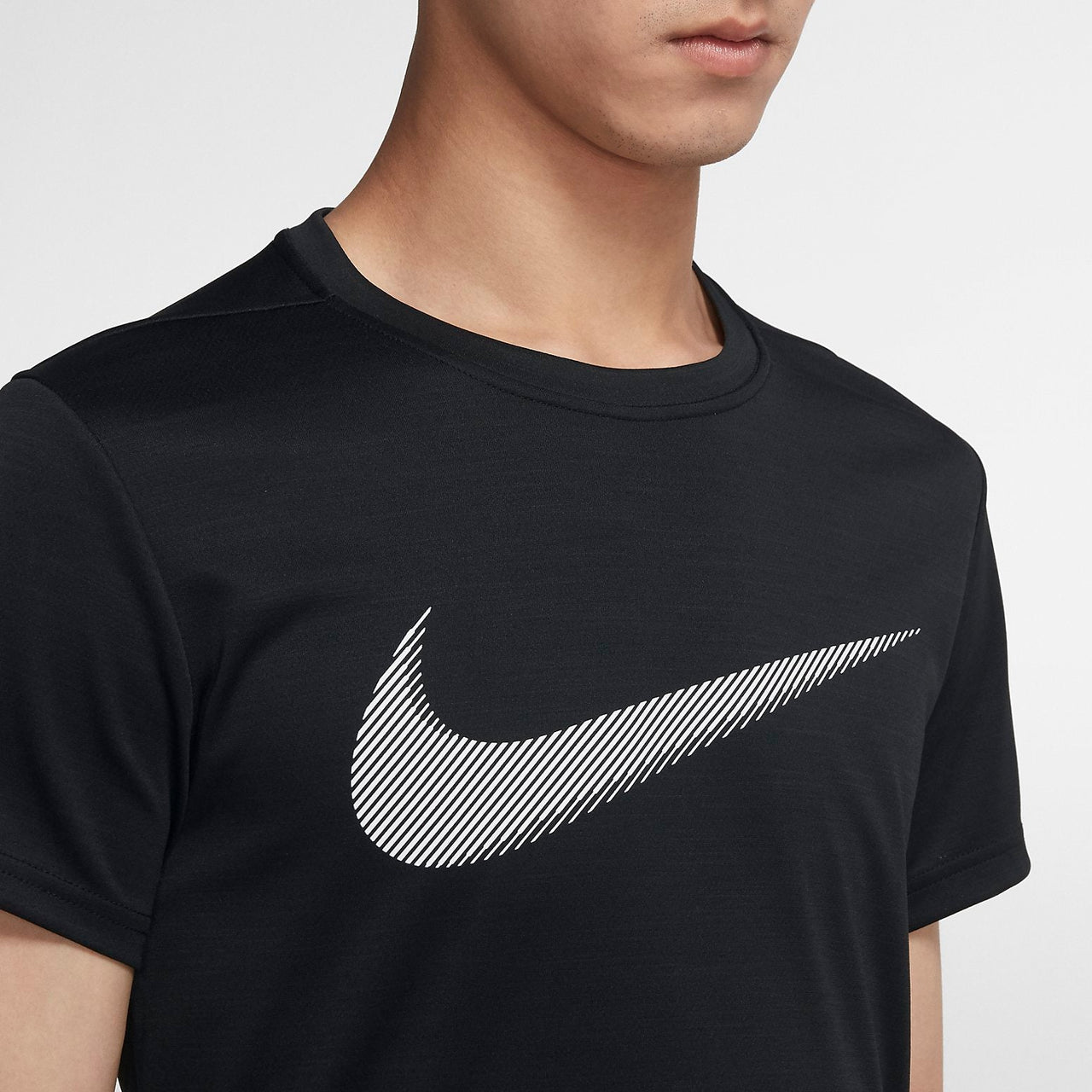 NIKE SUPERSET Dri-FIT Short Sleeve 'Black' BV2874-010